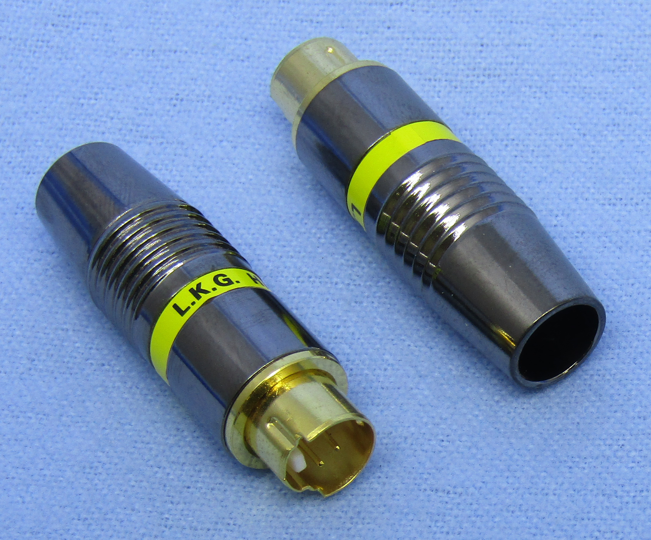 CONNECTOR/S-VHS (M)