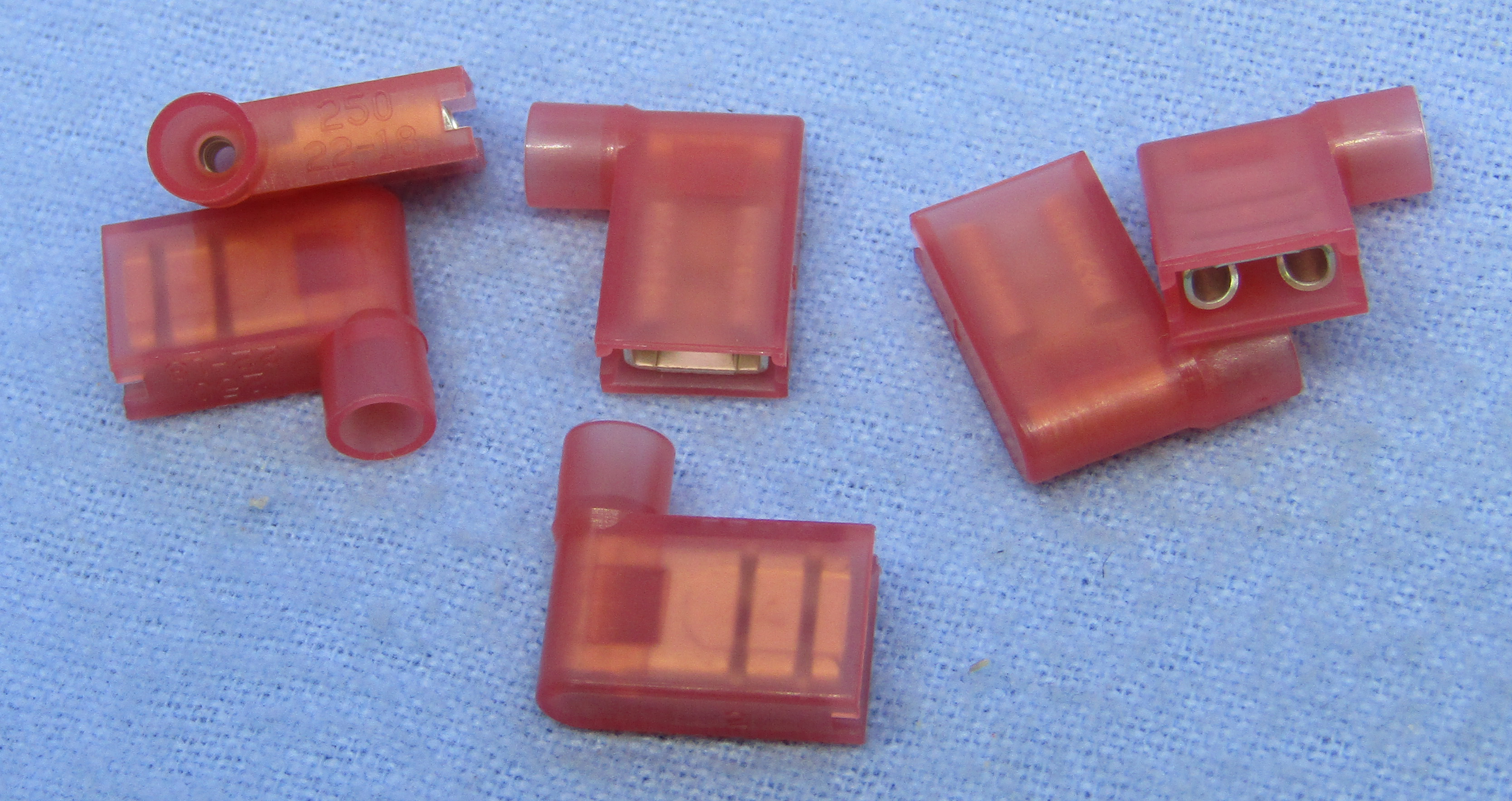 .250 RT. ANGLE TAB 22-18