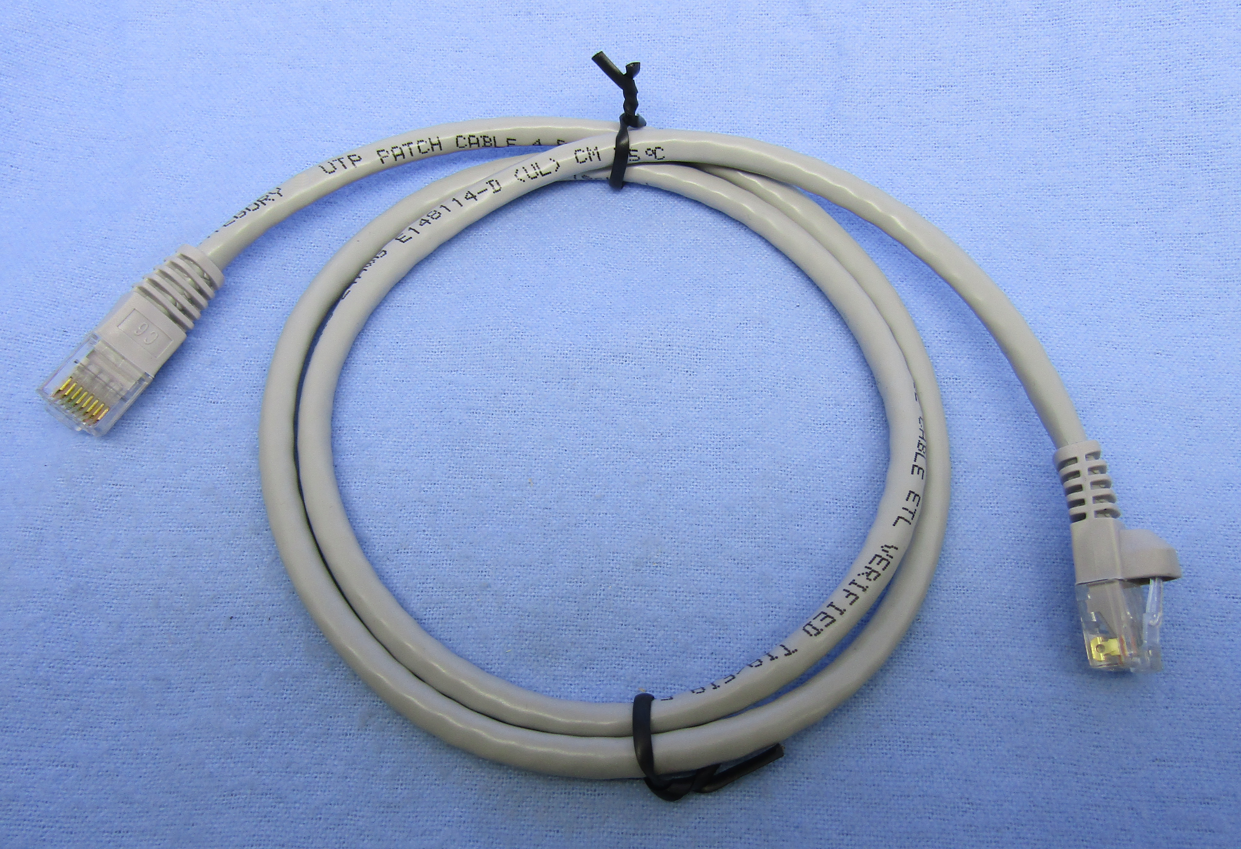 CAT5e JUMPER CABLE-5'-GREY