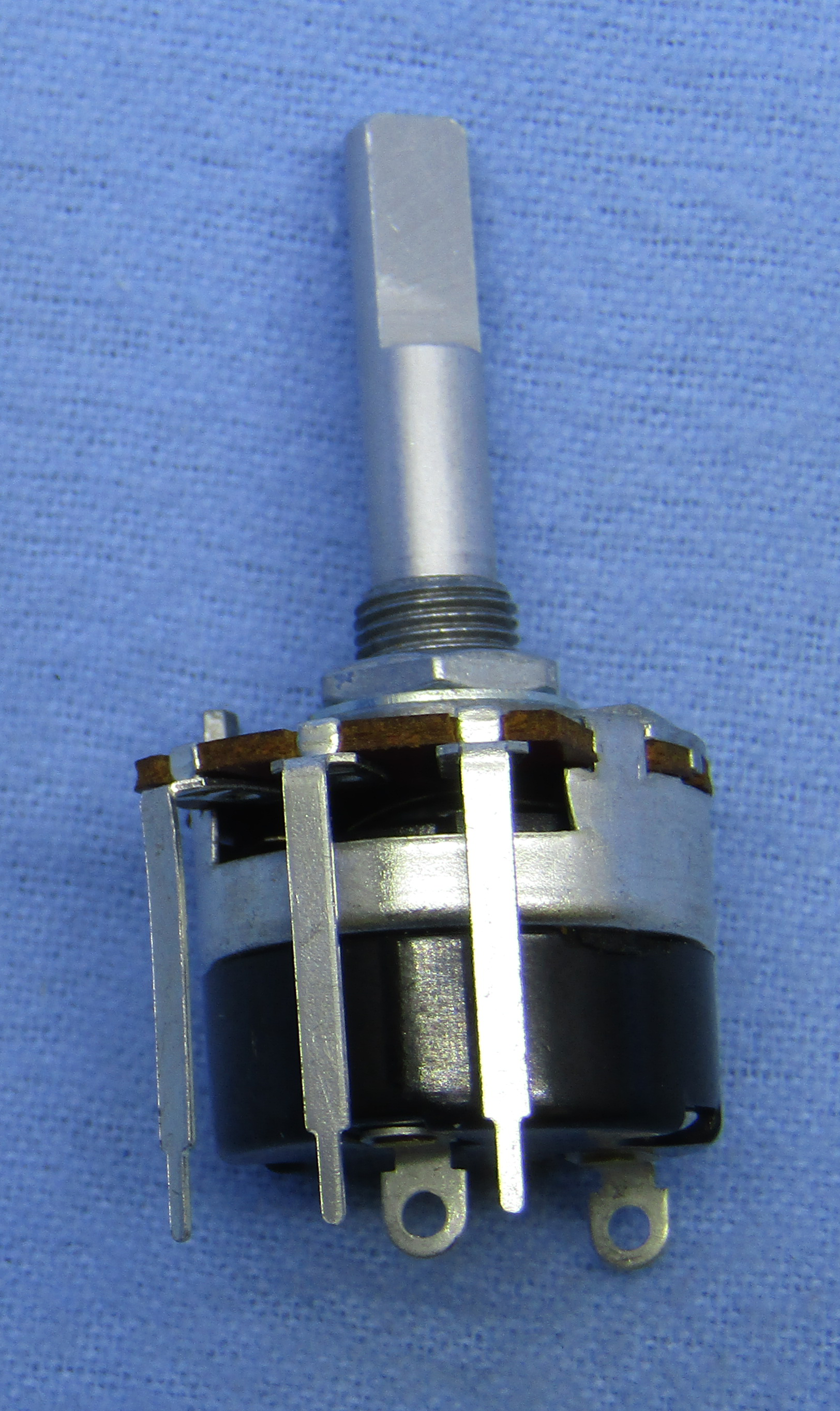 AUDIO POTENTIOMETER/SW.-5K