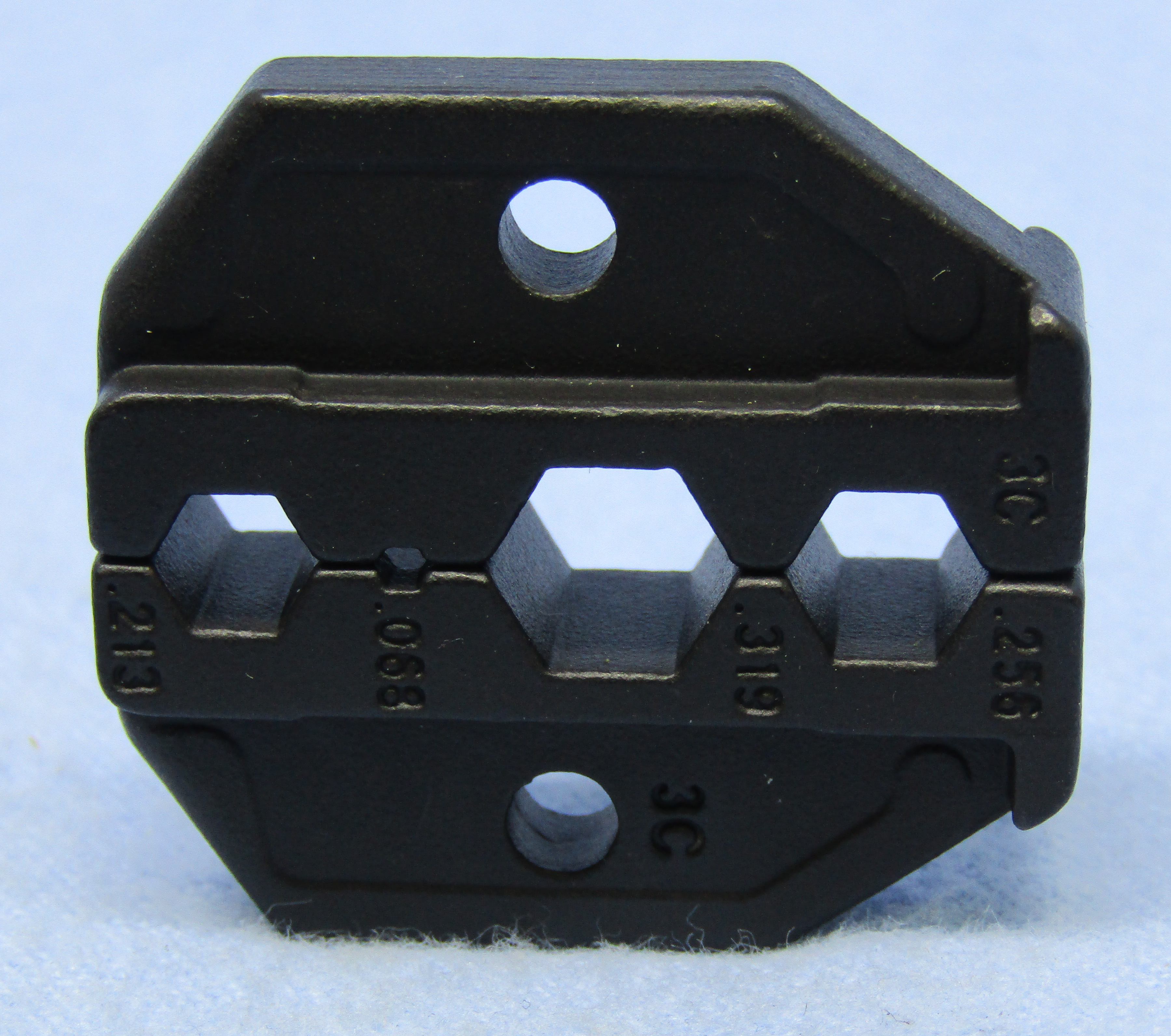 CRIMP DIE